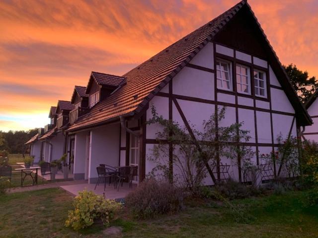 Landhotel Rosenhof Quetzin Buitenkant foto