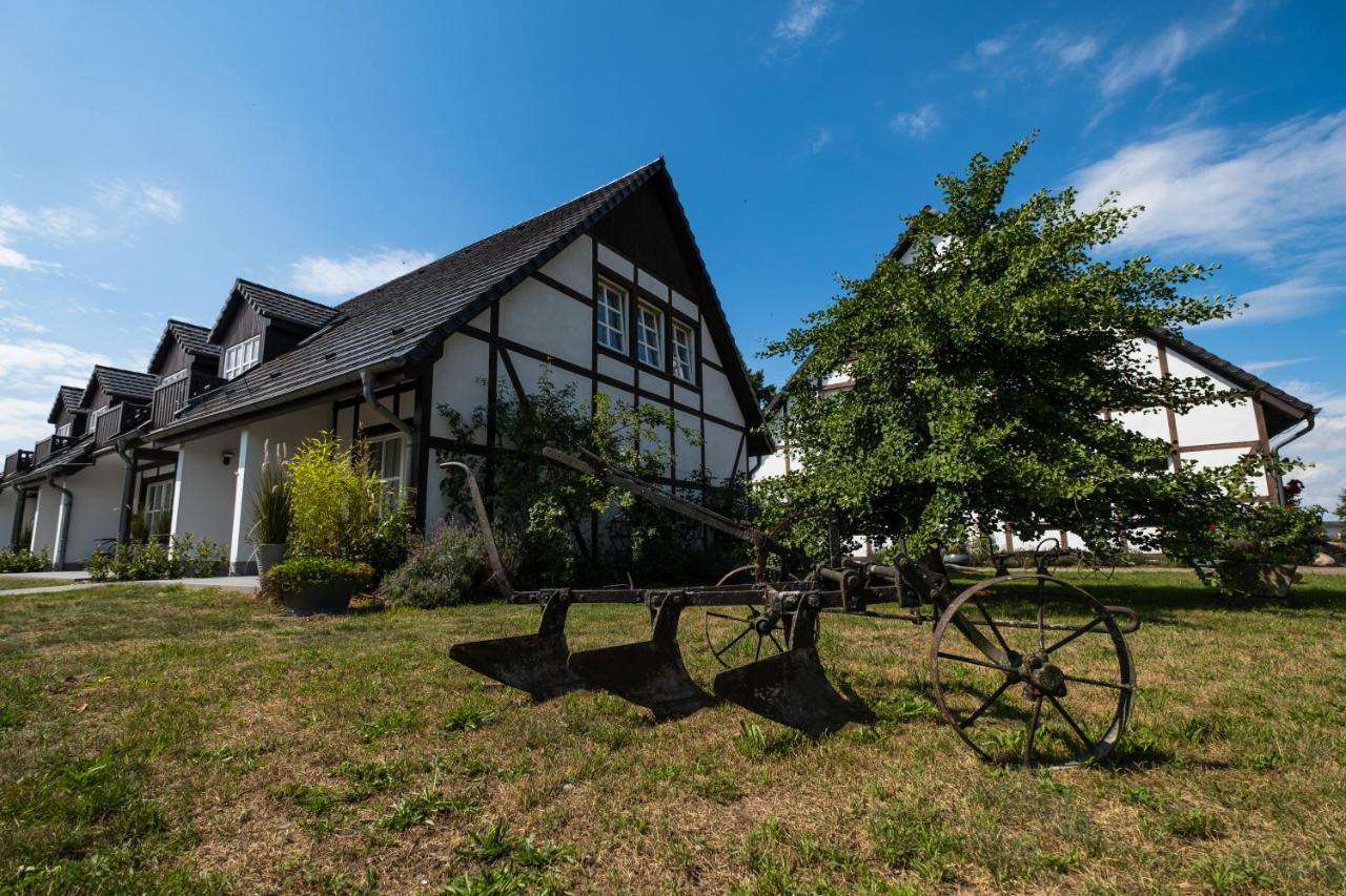 Landhotel Rosenhof Quetzin Buitenkant foto